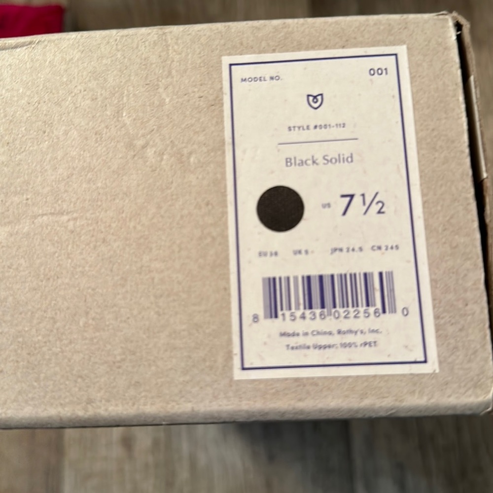 BRAND NEW 💕 Black Rothy’s Size 7.5- Box NEVER opened!!!